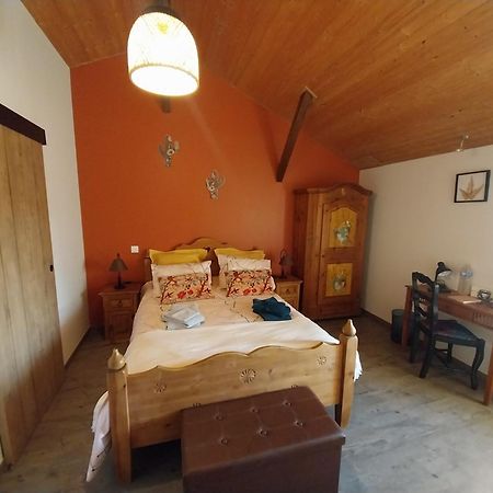 Au Granit Bleu Bed & Breakfast Faye-l'Abbesse Eksteriør bilde