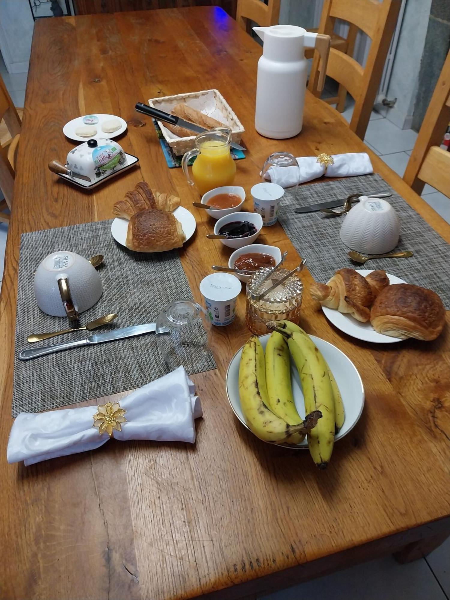 Au Granit Bleu Bed & Breakfast Faye-l'Abbesse Eksteriør bilde